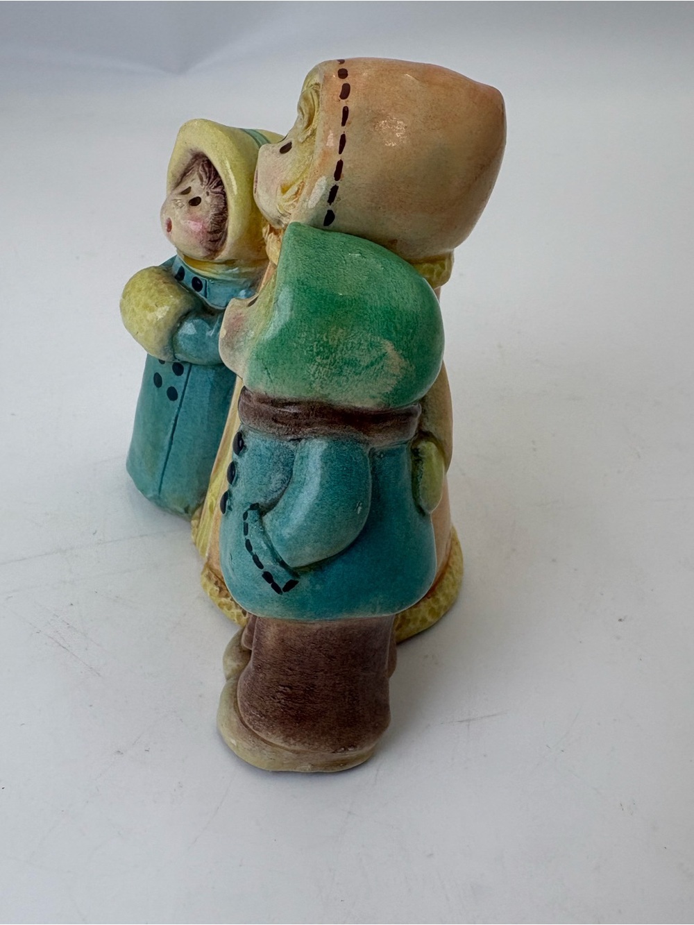 Hand-Painted Ceramic Carolers Figurine - Teal & Peach Holiday Accent - Picture 8 of 13